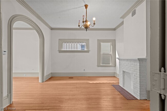 Building Photo - 1372 Bonnieview Ave
