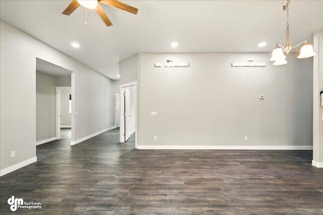 Building Photo - 8561 W Cormorant Way