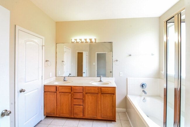 Building Photo - 4127 Barossa Valley Ln