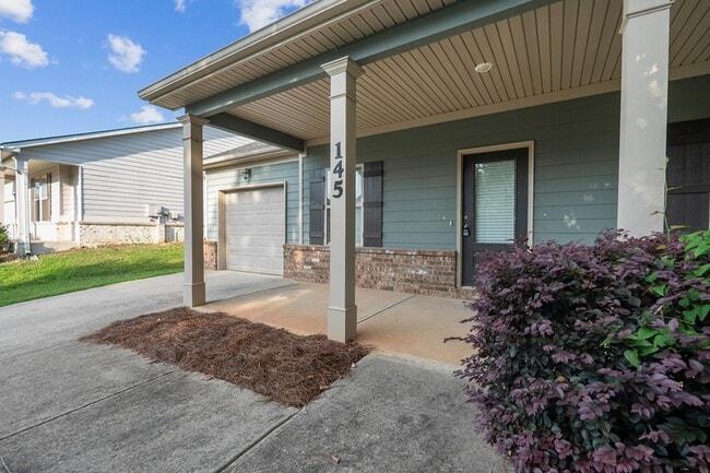 Building Photo - 145 Mandy Ln