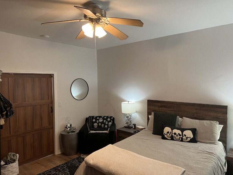 Building Photo - 26 Elizabeth St