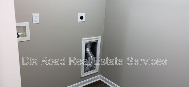 Building Photo - 806 Prescot Cir