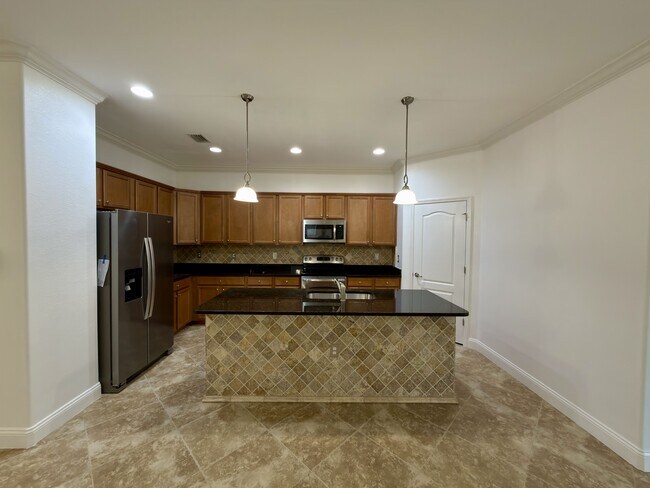 Building Photo - 9368 Via Murano Ct