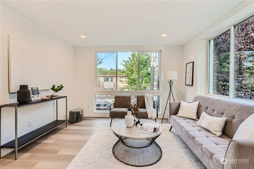 Building Photo - 7510 43rd Ave S