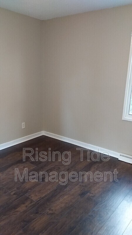 Building Photo - 1728 33rd St Ensley
