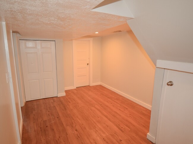 Building Photo - 36 1/2 N 200 W