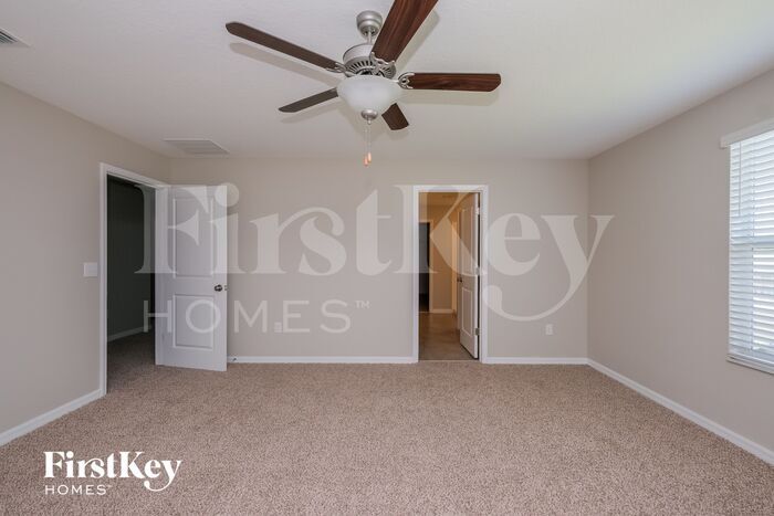 Building Photo - 6805 Trent Creek Dr