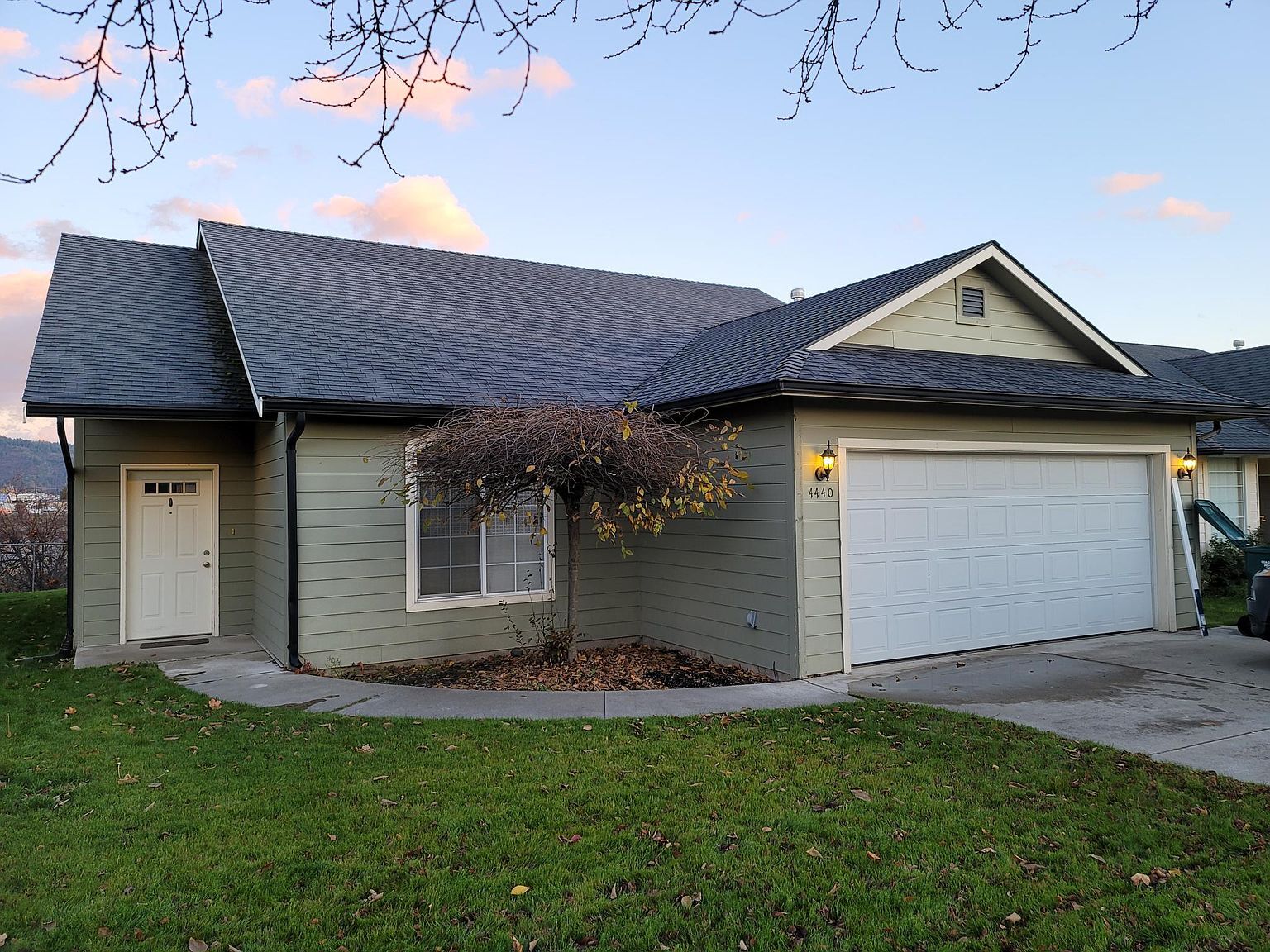 Building Photo - 4440 N Sulu St