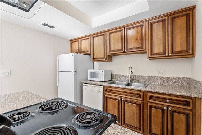 Building Photo - 6830-6830 Concert Way