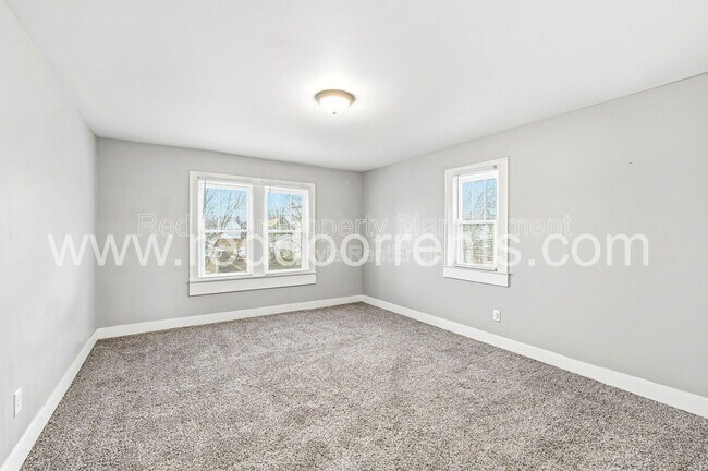 Building Photo - 218 Jefferson Ave