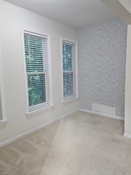 Building Photo - 2022 Egret Crest Ln