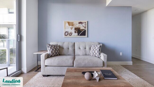 Primary Photo - 1950 Mayfair St