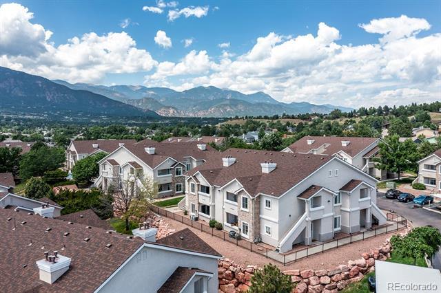 Building Photo - 3875 Strawberry Field Grove