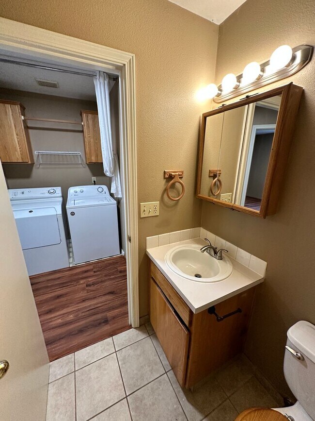 Building Photo - 10398 - Lydia Court Duplex