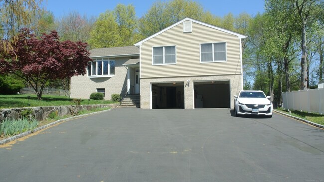 Primary Photo - 302 Westwood Rd