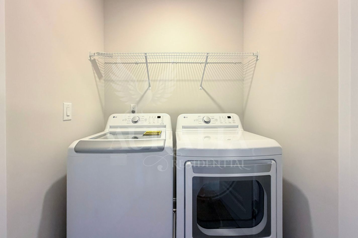 Building Photo - 6935 Point Bar Pl