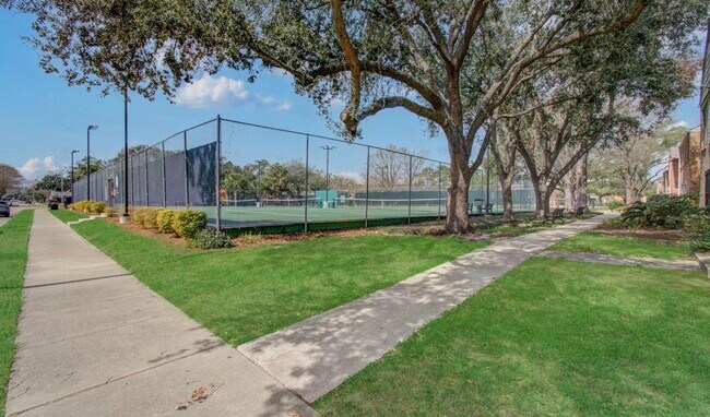 Building Photo - 14231 Misty Meadow Ln