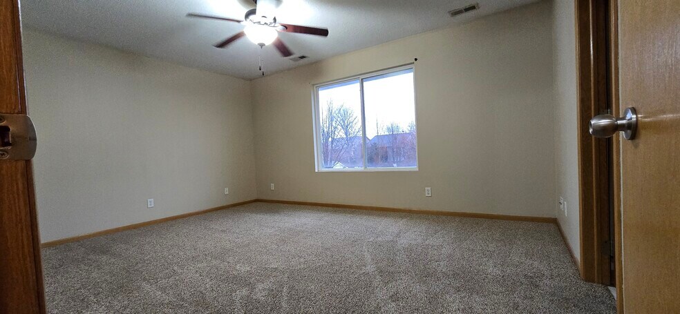 Building Photo - 1564 Nine Iron Dr