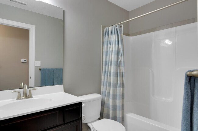 Building Photo - 307 Pettigrew Ln