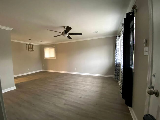 Building Photo - 969 De Porres Ave
