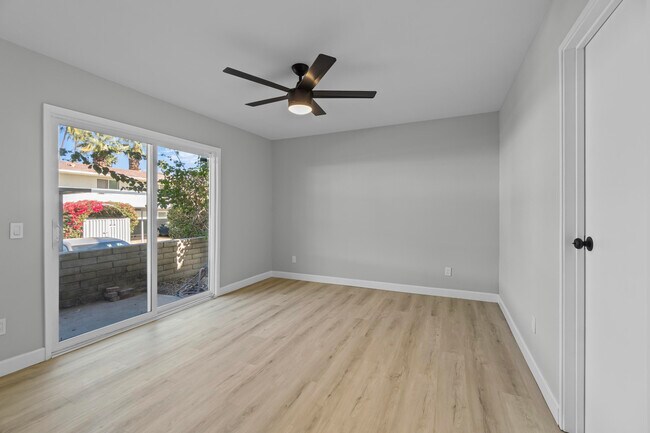 Building Photo - 1950 S Palm Canyon Dr