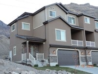 Building Photo - 3 Bed Townhome - Provo Slate Canyon