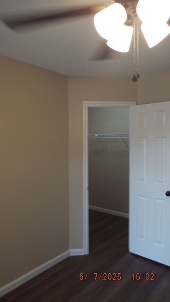 Building Photo - 4107 Grovetree
