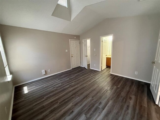 Building Photo - 9313 Kempler Dr