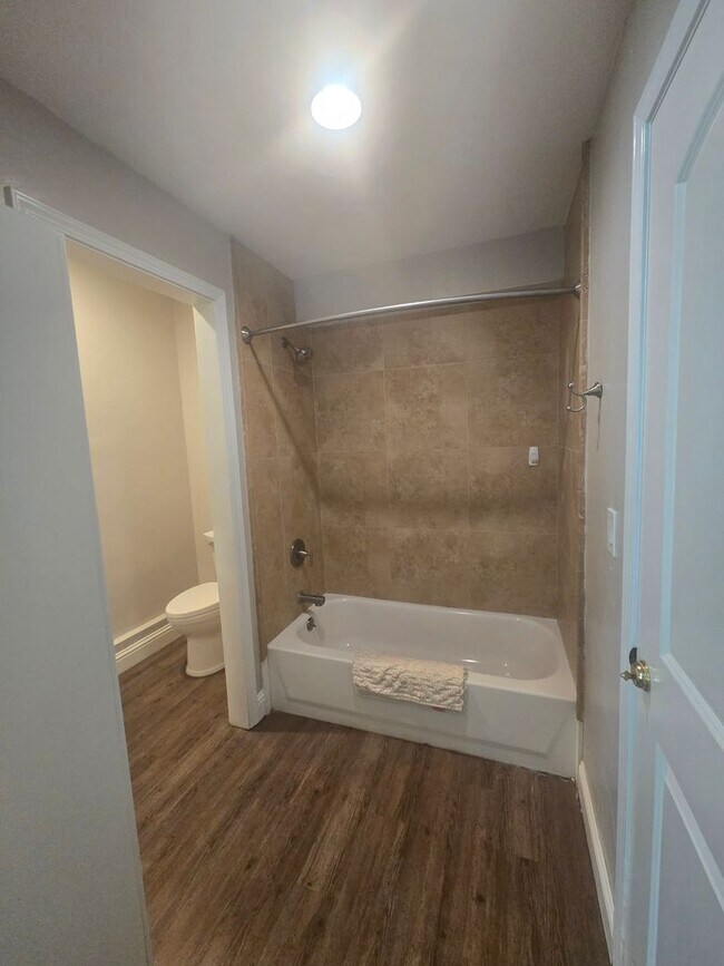 Building Photo - 4979 Florence Ct