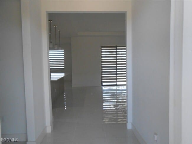 Building Photo - 6033 Kumquat Cir