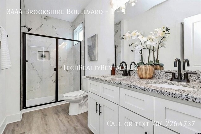 Building Photo - 3444 Brookshire Blvd