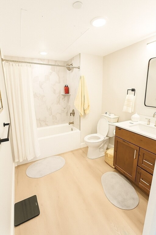 Building Photo - 400 W Broadway