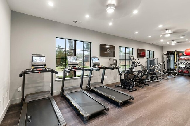 Building Photo - 9510 Westpark Dr