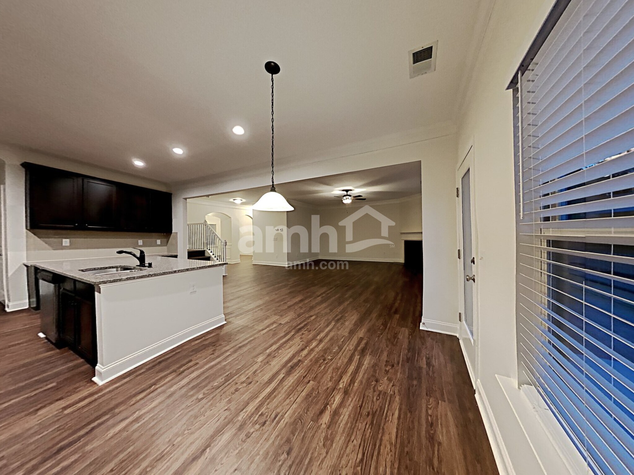 Building Photo - 6170 Oriole Ln