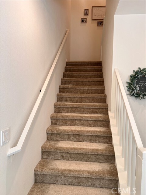 Building Photo - 16032 Sunny Ct