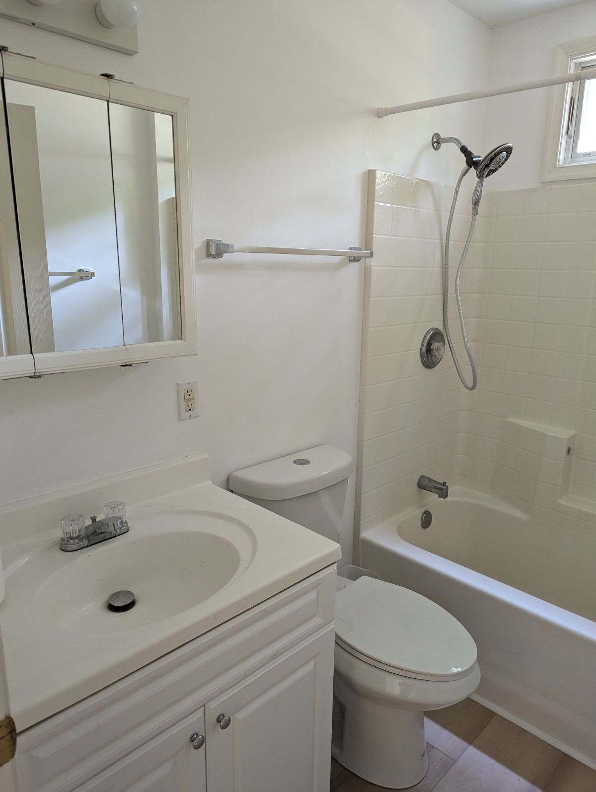 Building Photo - 111 Oyster Cove Lndg