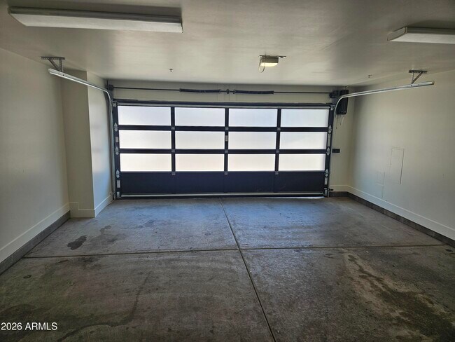 Building Photo - 264 S Roosevelt St