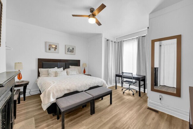 Building Photo - 3838 Bagley St