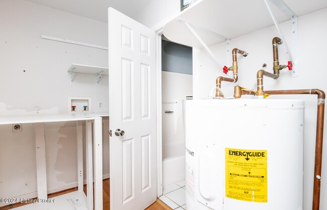 Building Photo - 120 Franklin Ave