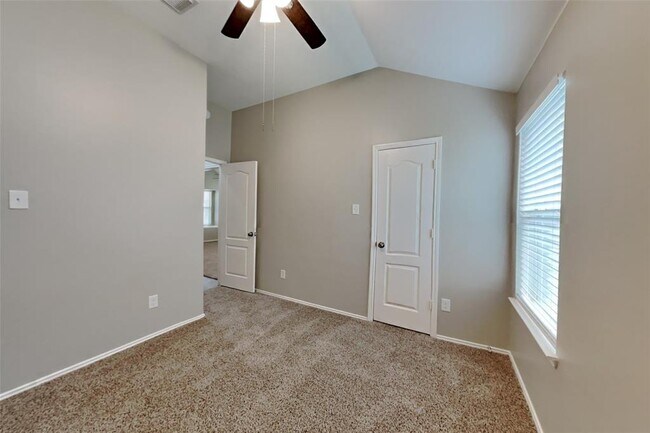 Building Photo - 9639 Elizabeths Glen Ln