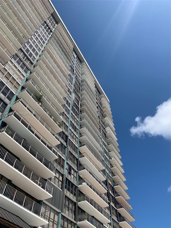 Building Photo - 780 NE 69th St