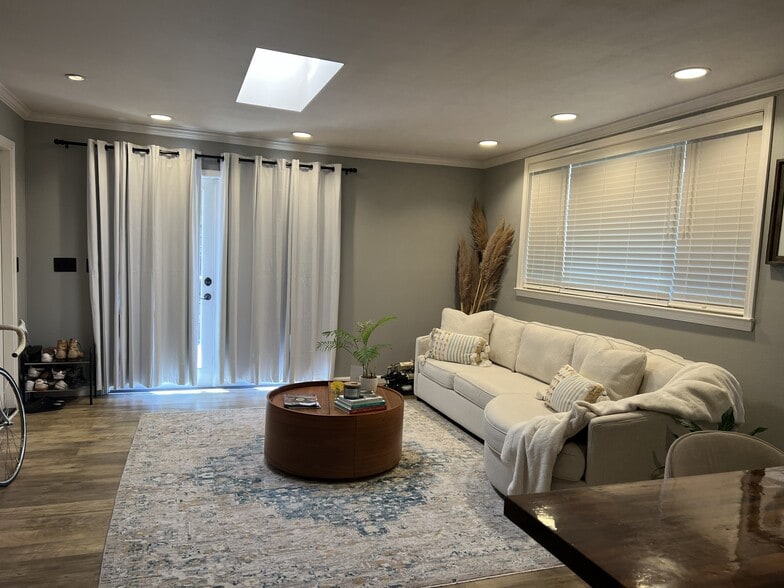 Building Photo - 455 Marshall Ave