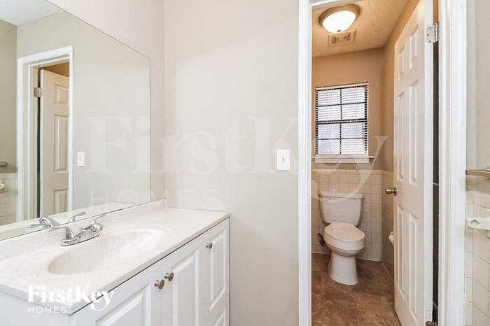 Building Photo - 5215 Concord Ridge Dr SW