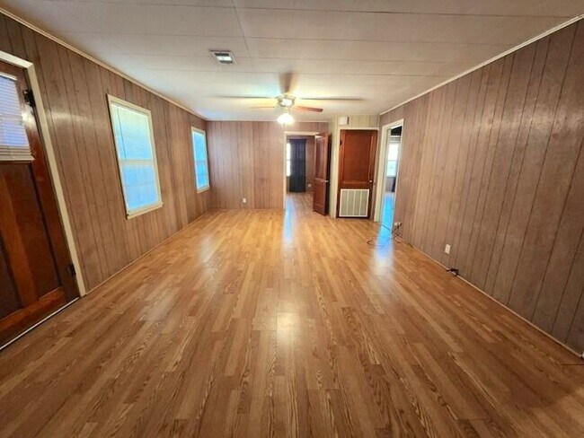 Building Photo - 7121 TX-94