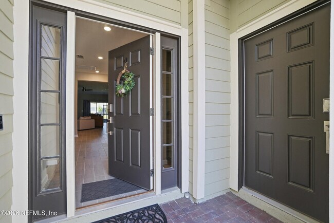 Building Photo - 75435 Sunberry Dr