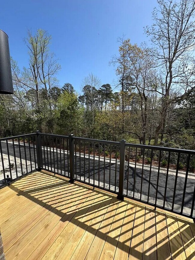 Building Photo - Stunning New Construction 3BD, 2.5BA Cary Townhome-Style Condo with a 1-Car Garage in a Prime Loc...