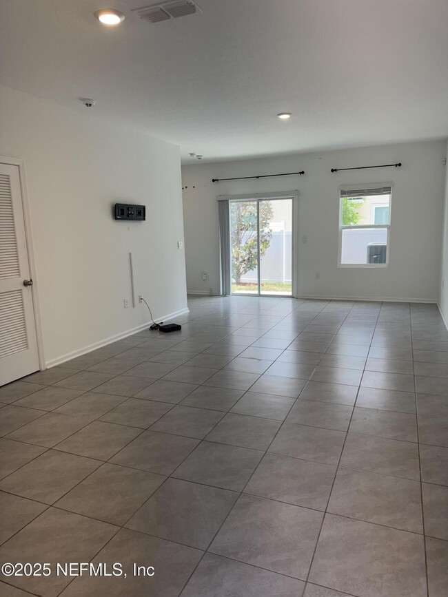 Building Photo - 4021 Haymon Ave
