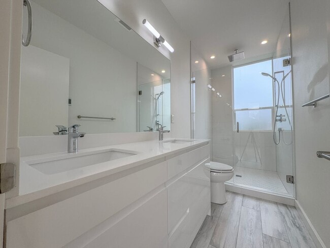 Building Photo - Newer Construction 2bd/2bth Madison Valley Townhome, $3,300/mo.