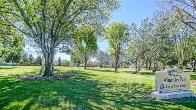 Building Photo - 23532 Platina Dr
