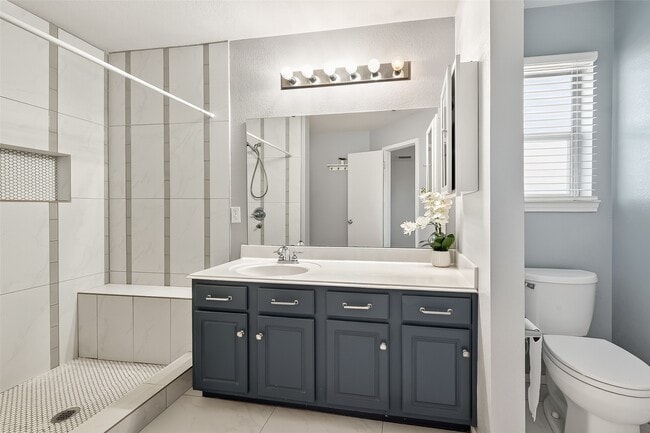 Building Photo - 6523 Mildenhall Ct